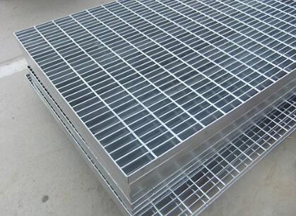 鋼格柵安裝的時(shí)候需要注意哪些事項(xiàng)