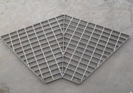 異型鋼格柵板的優(yōu)勢都有哪些